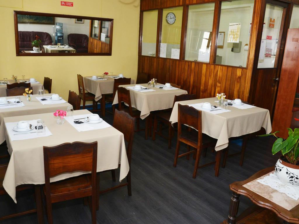 Gasthuis Pensao Astoria 3*